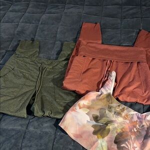 Old Navy Activewear Set - Green and Rust Tones